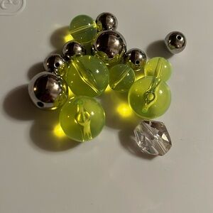 Tarina Tarantino Tokyo Hardcore Beads